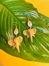 Load image into Gallery viewer, Elephant Lover Cowrie Shell Brass Earrings
